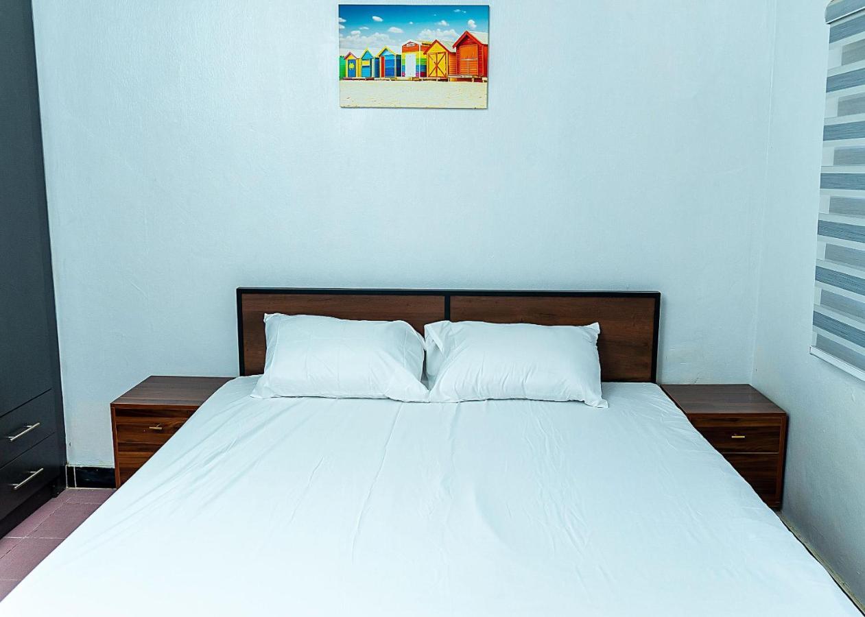 Palm Heights Apartments - Omole Phase 1, 伊凯贾 外观 照片