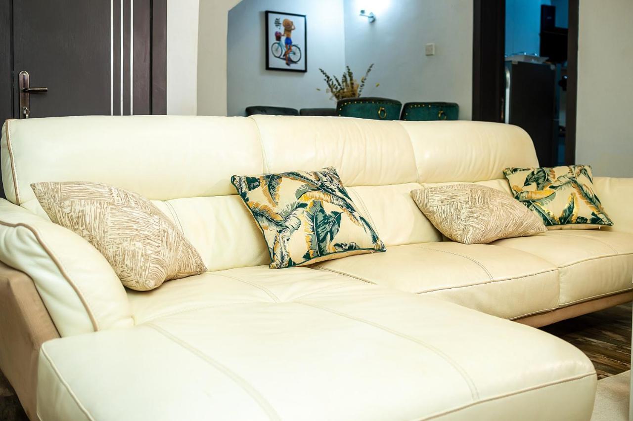 Palm Heights Apartments - Omole Phase 1, 伊凯贾 外观 照片